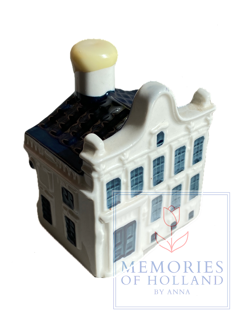 KLM house number 90